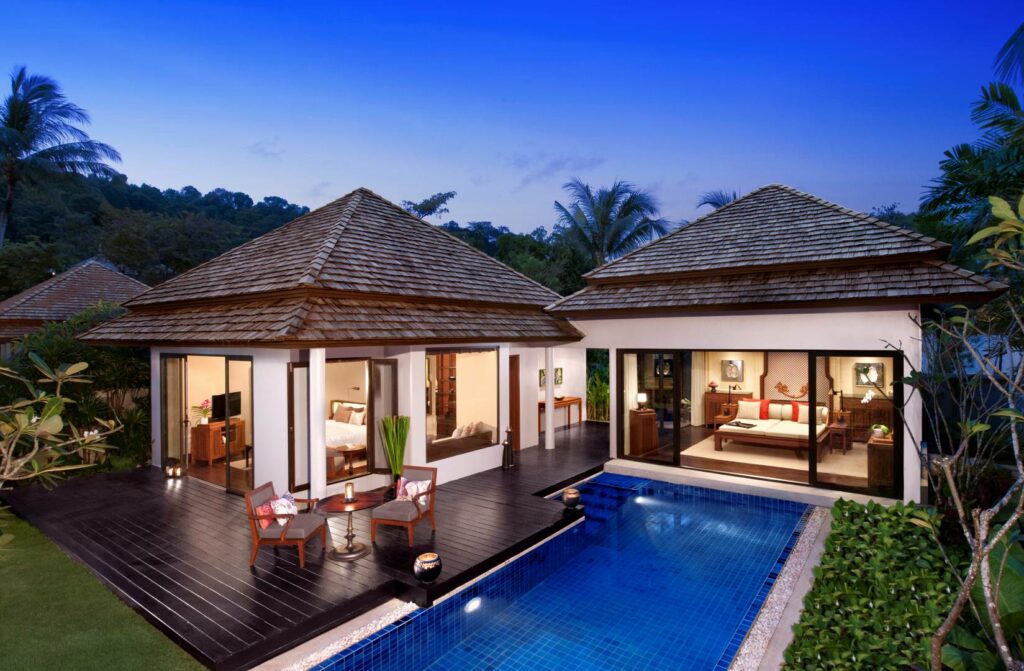 Villa do Anantara Layan Phuket Resort à noite