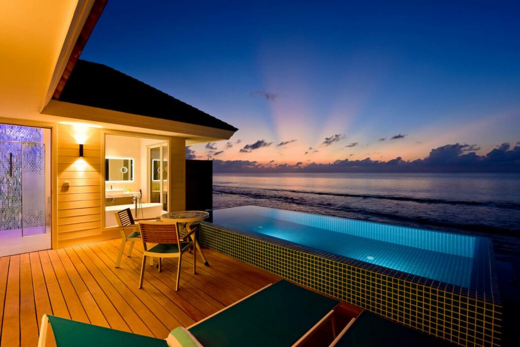 Kandima Maldiven Resort Villa Zwembad