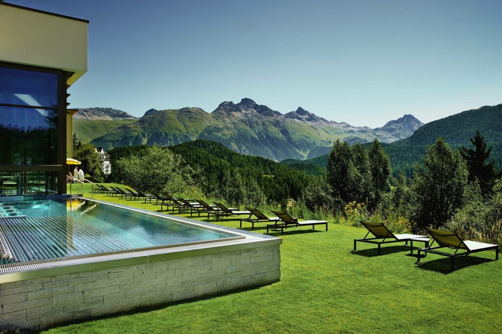 Piscina del Kulm Hotel St Moritz
