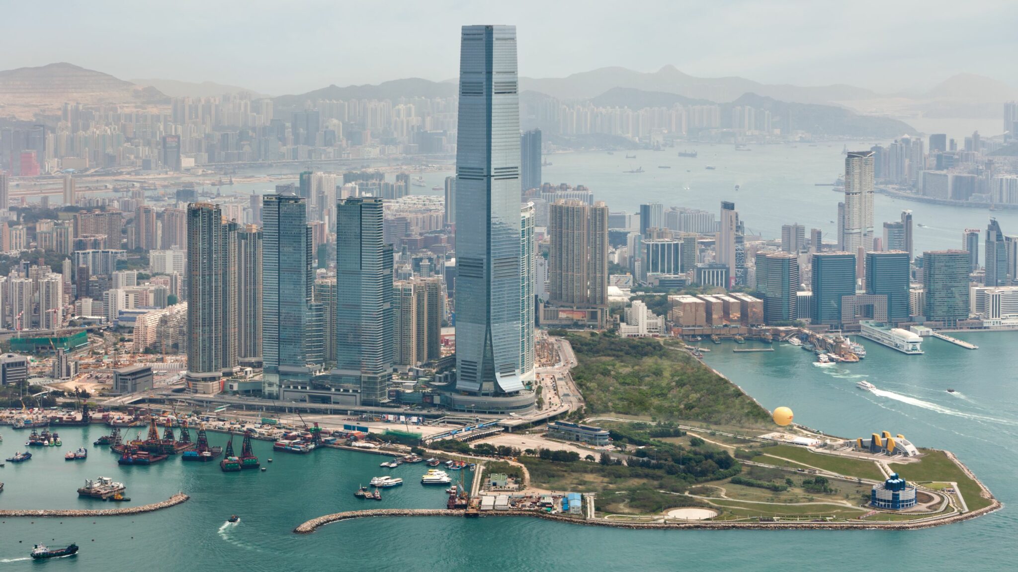 Wygląd zewnętrzny budynku Ritz Carlton Hong Kong