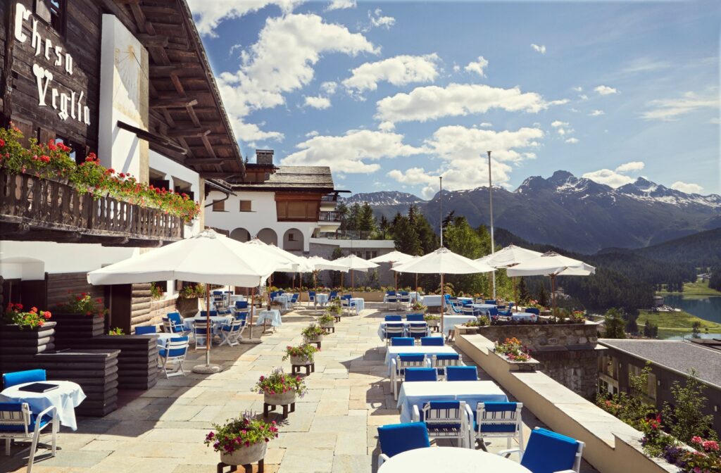 Badrutt's Place Hotel St Moritz Restoran Terası