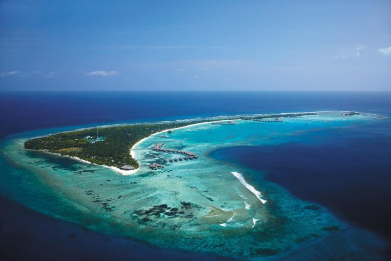 Курортный остров Shangri La Villingili Maldives