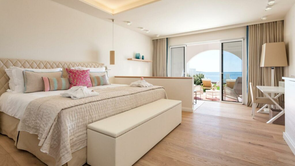 Vila Vita Parc Resort & Spa Quarto Deluxe com vista para o mar